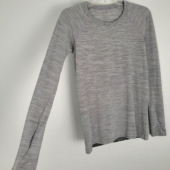 Lululemon Size 8 Swiftly Tech Long Sleeve 2.0 Top Wee Are From Space White Black - Picture 7 of 10